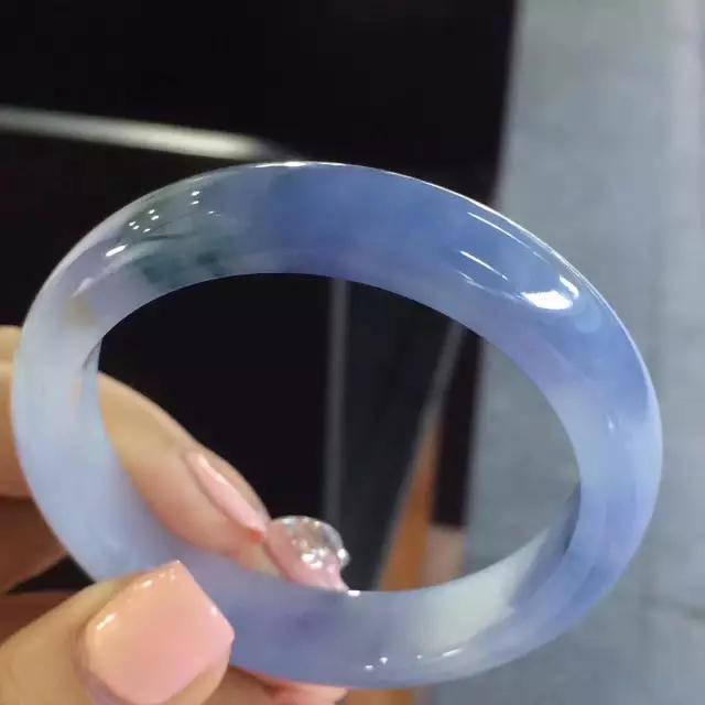 未婚夫30万定情信物,未婚夫给的100件定情信物