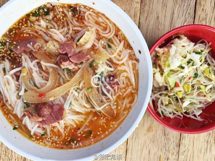 一处小众目的地！这里有酸汤辣子蘸出来的美味，吃一口就丢魂！