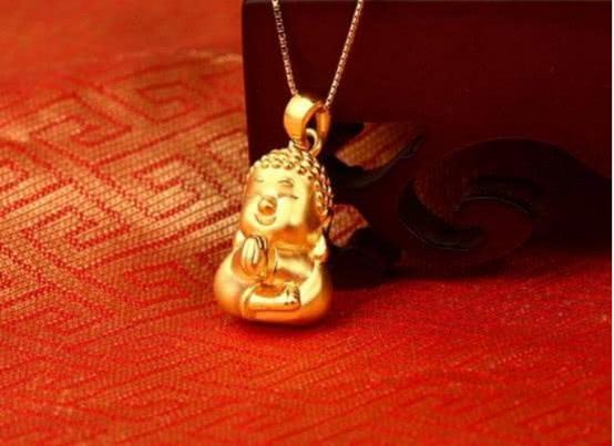 金店“以旧换新”时，3点要注意，若大意，可能会被坑