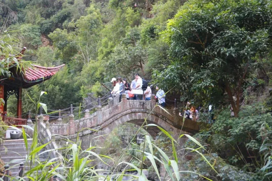 中国温泉胜地排行榜,中国温泉旅游景区