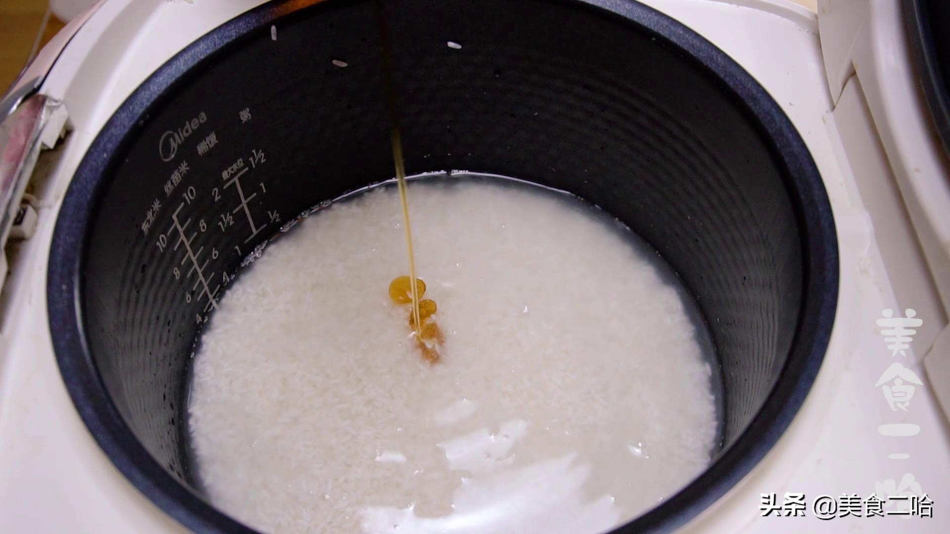 蒸米饭加点什么又香又好吃,蒸米饭时多加这一步