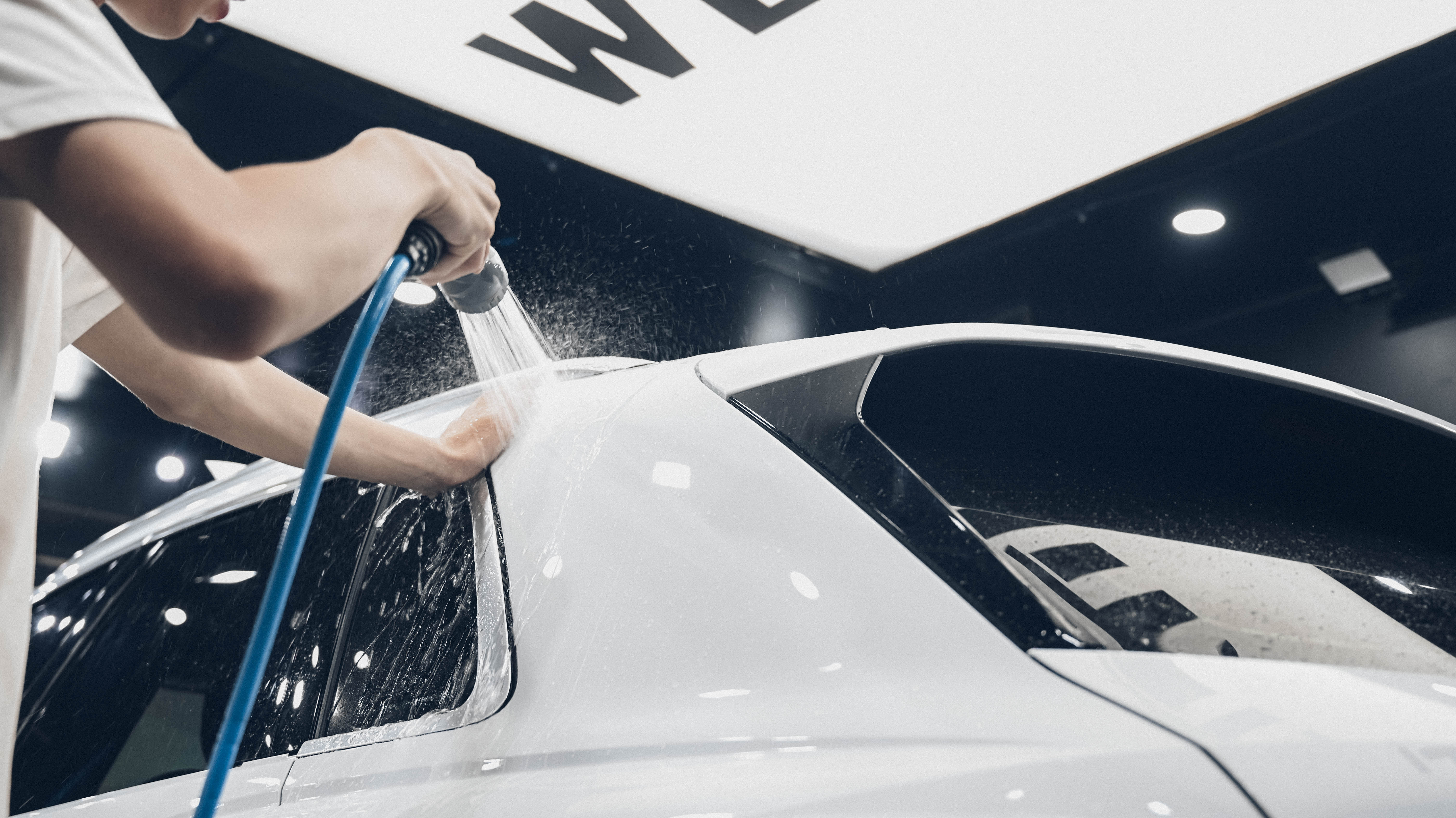 奥迪q3隐形车衣价格2014年,奥迪q3贴xpel隐形车衣多少钱