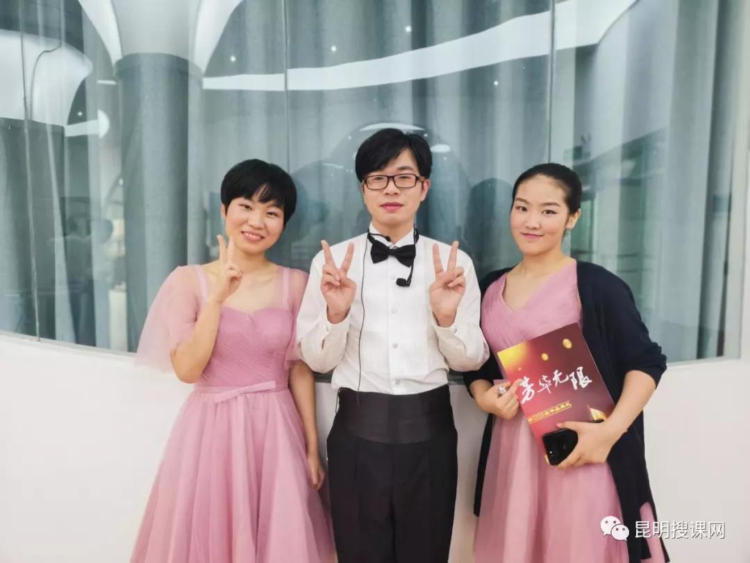 语文老师挑战语文高考题,语文老师挑战高考作文