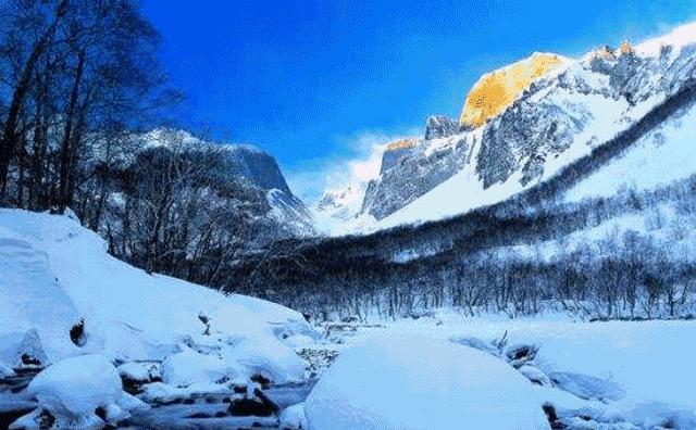 5.1长白山旅游3天两晚价格,长白山旅游攻略3天2晚跟团游