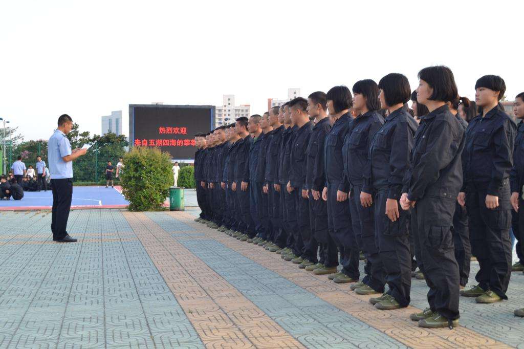 四川育英医科校收费多少,四川育英医科校是职业高中吗