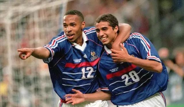 天下足球十大黄金组合,世界足坛史上十大阵容