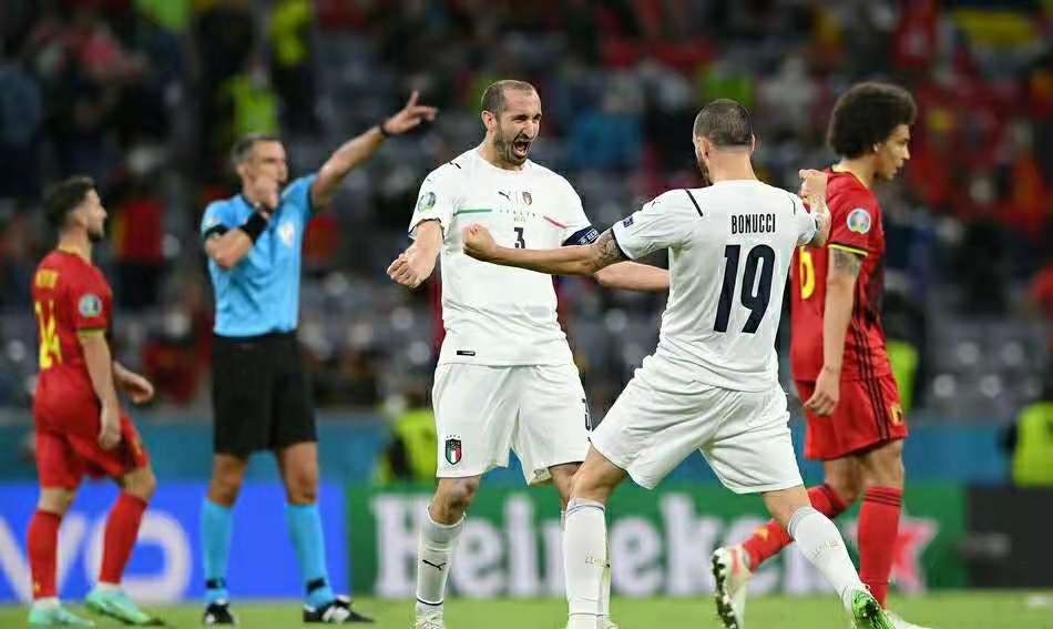 意大利2-1夺欧预赛六连胜,意大利2-0胜厄瓜多尔