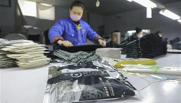 服装外贸订单减少,服装外贸订单被取消怎么办