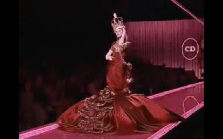 超模大KK：当红时因病爆肥30斤，如今喜迎三胎，转型当企业家