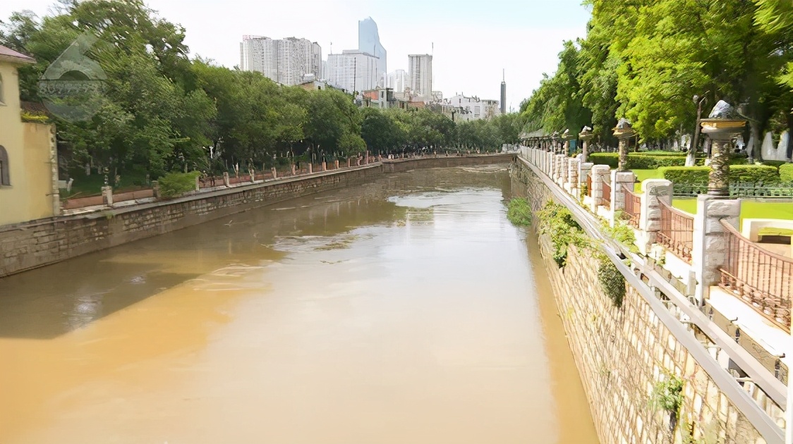 昆明盘龙江自来水管道抢修,昆明多个片区将停水8小时
