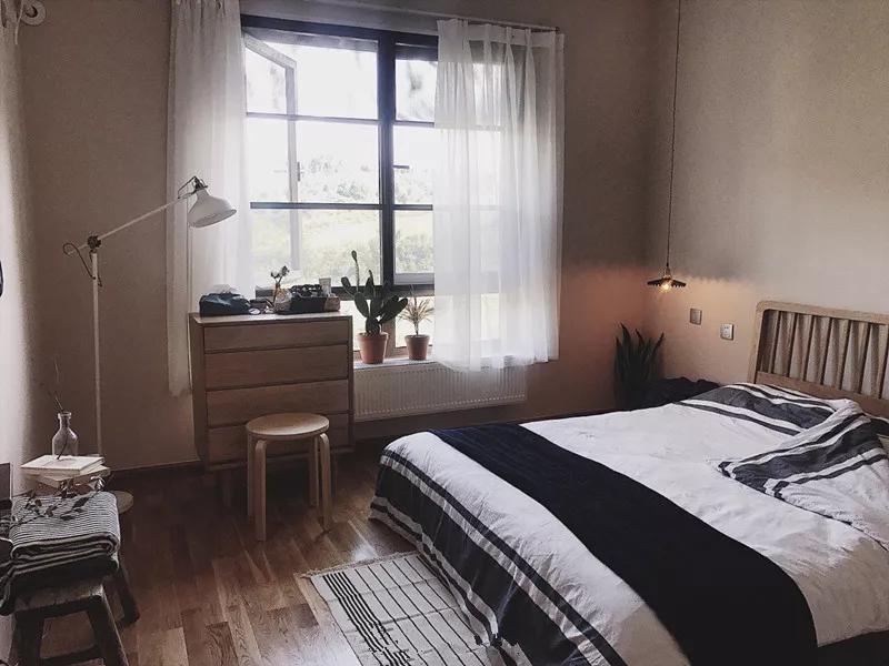 菜吧:她不上班也不靠脸吃饭,住2层小楼,过上了别人做梦都要的日子