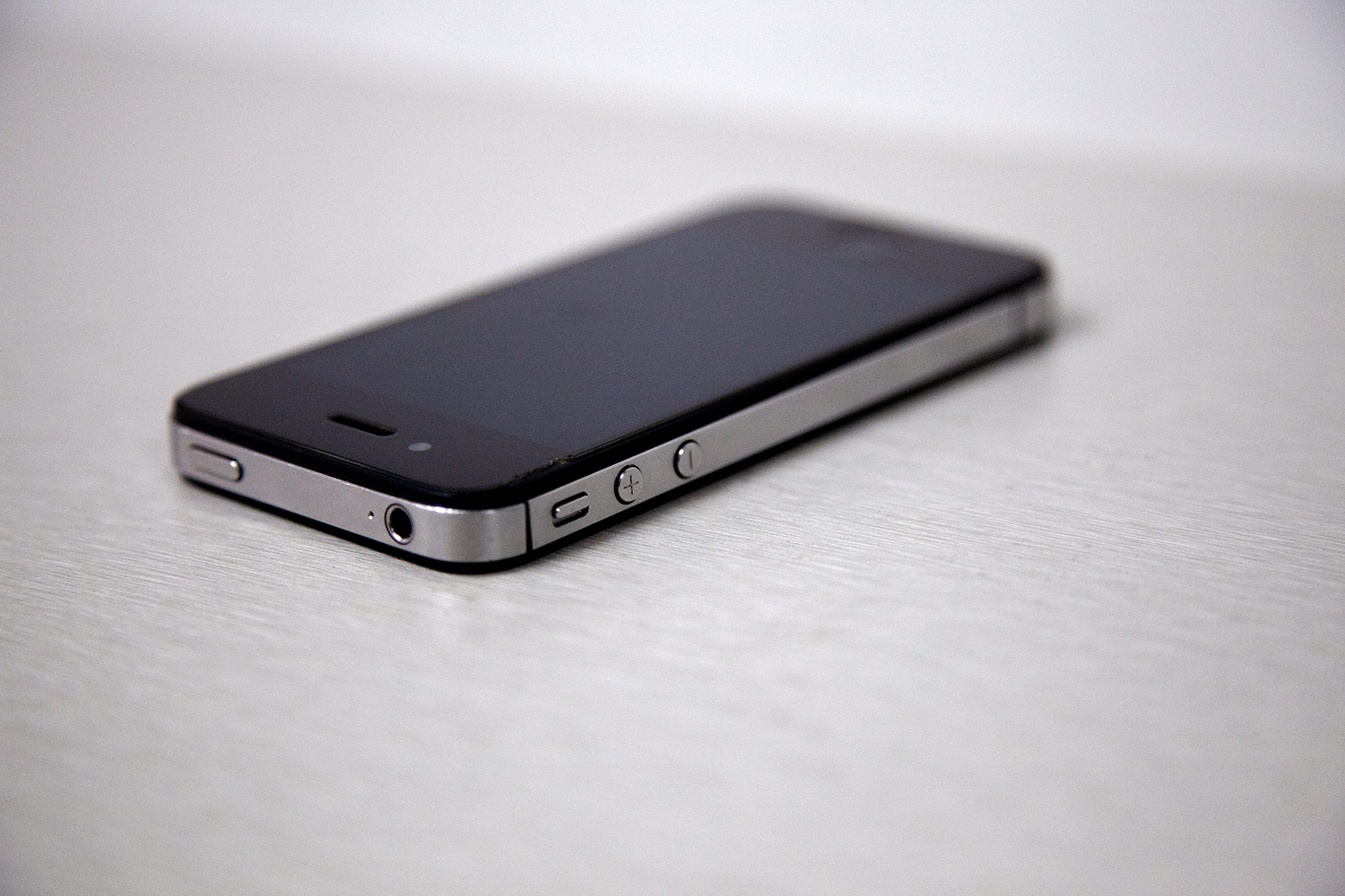 iphone4s开箱,乔布斯iphone4s发布会