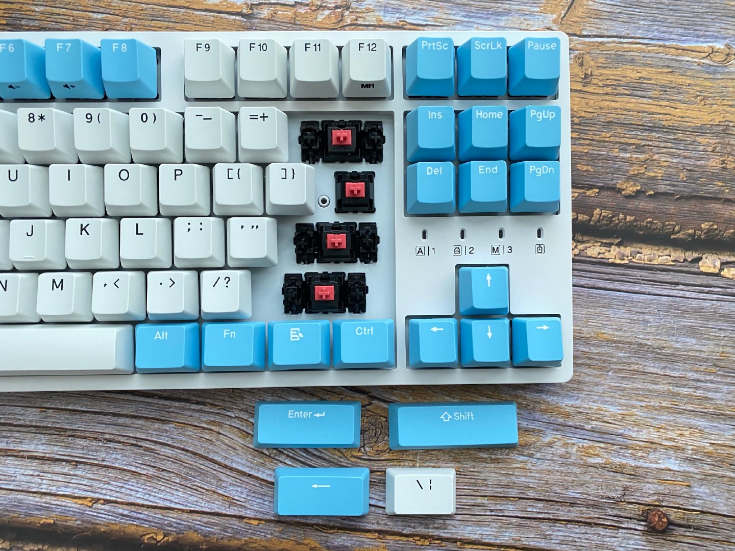 120平米办公空间,空间不大用什么桌子