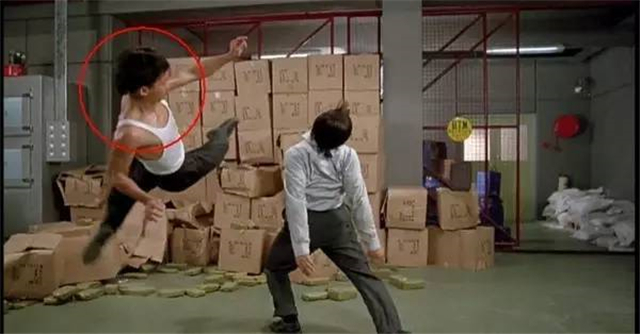 34年前的香港巨制战争片洪金宝,洪金宝早期电影4大名场面