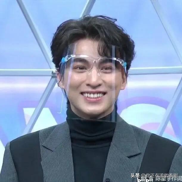 gulf泰国演员最新消息,泰星gulf在综艺节目唱的歌