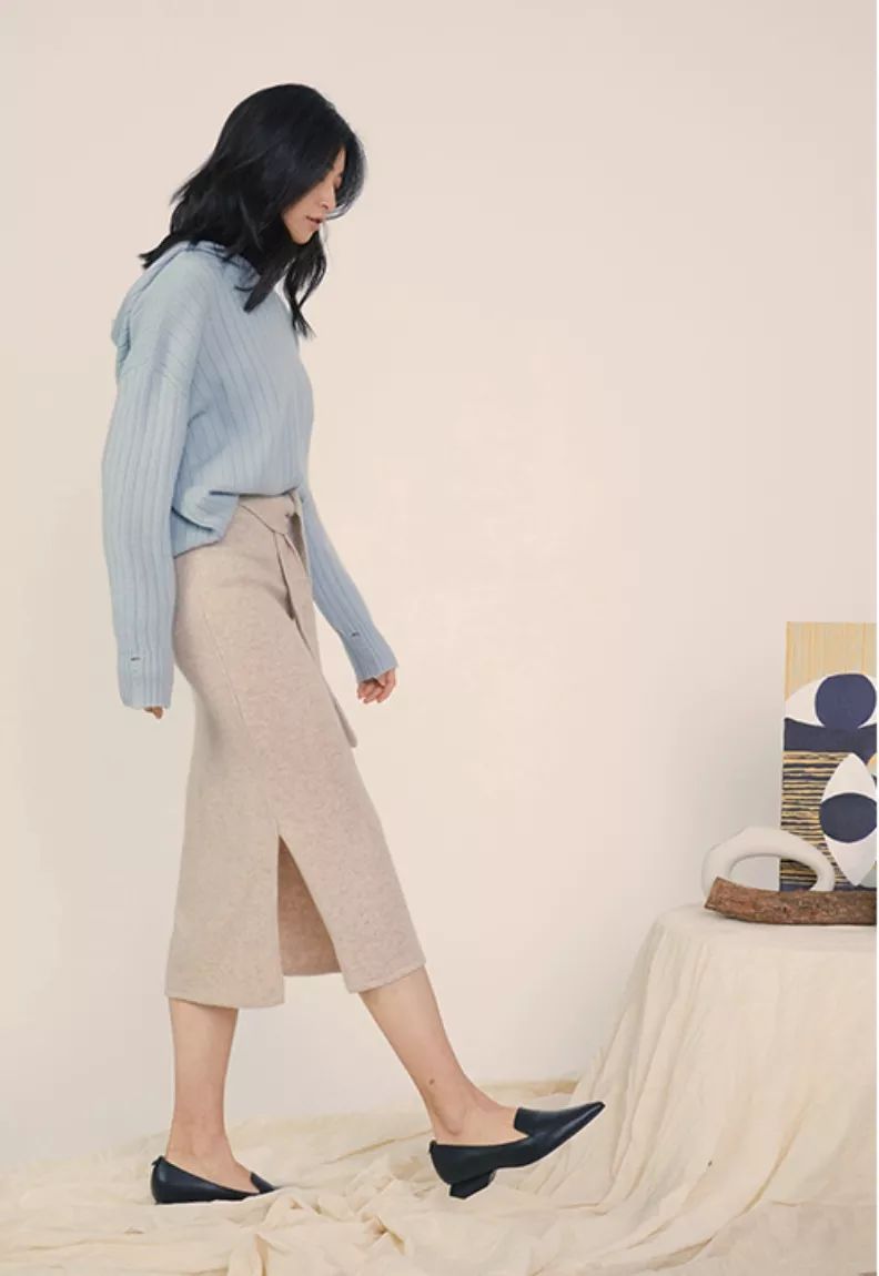 闊╁墽濂宠绌挎惌鍝佺墝,闊╁墽濂充富绌挎惌鍝佺墝