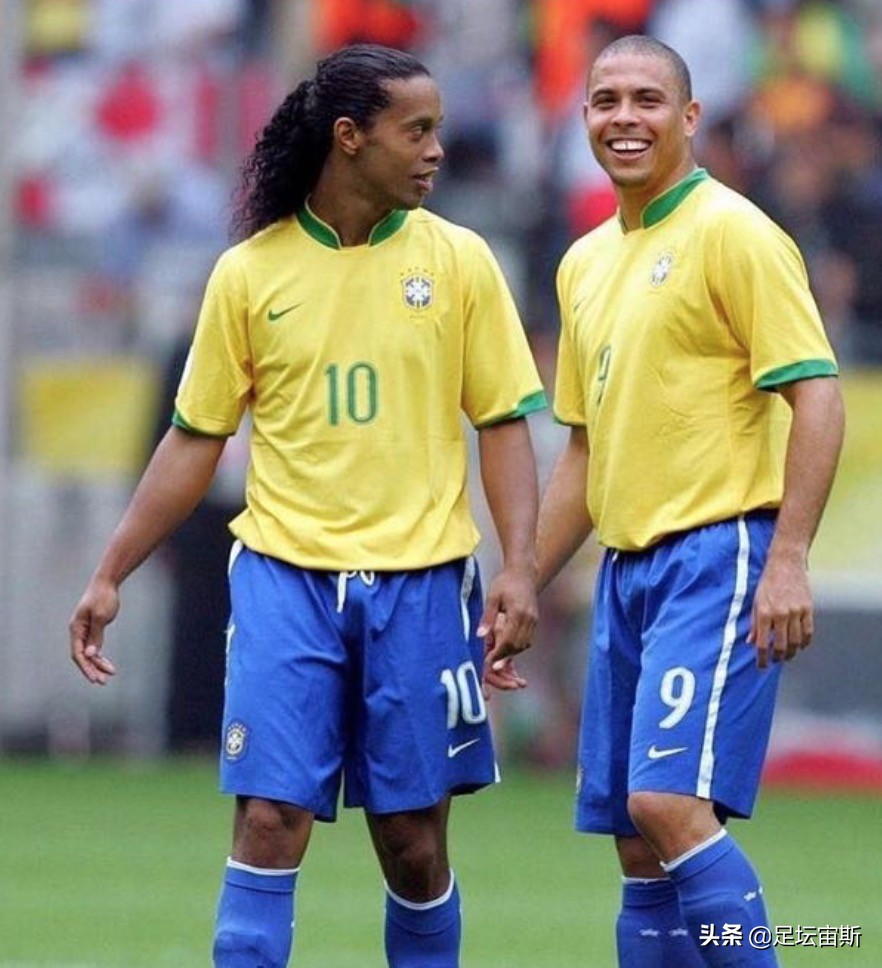 小罗c罗同框照片,大罗庆祝生日