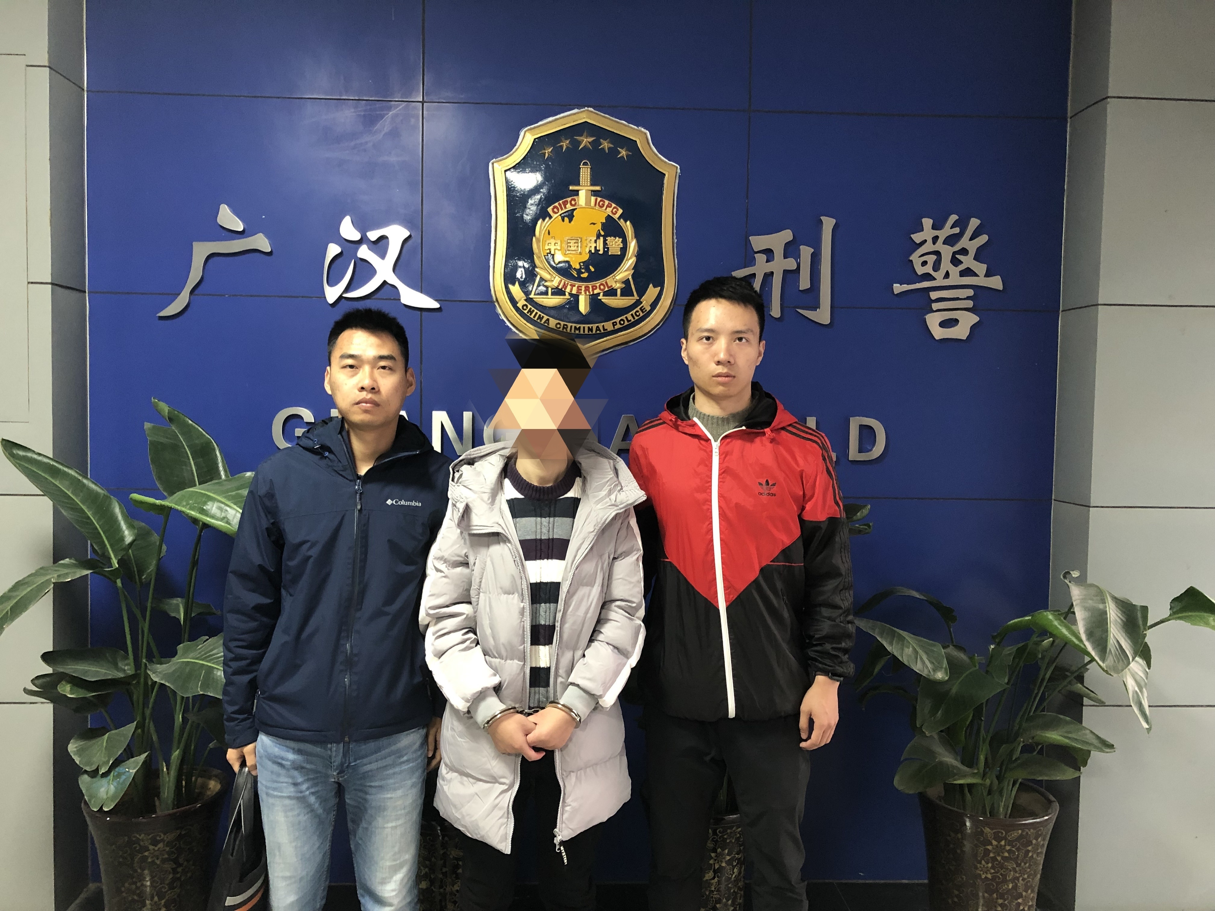 闲鱼卖购物卡被骗了怎么追回,闲鱼买天猫超市卡被骗了怎么办