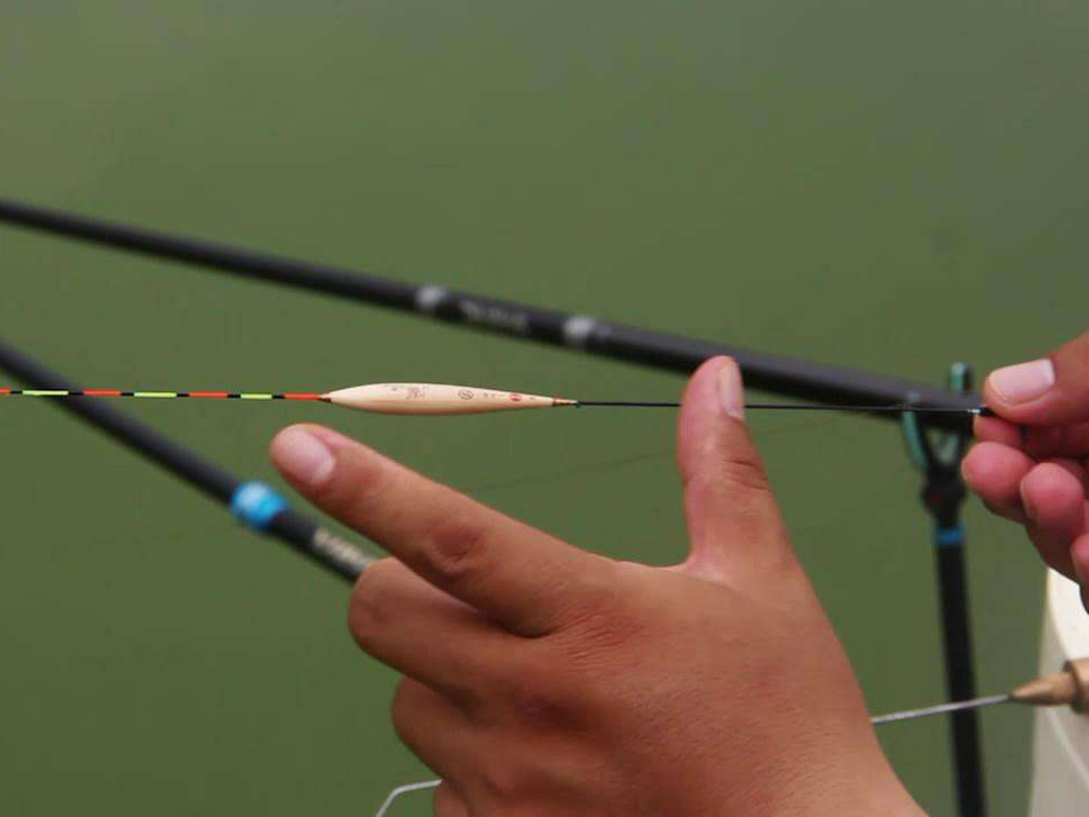 冬天鲫鱼吃口弱该如何提高中鱼率,口轻调灵还是钝