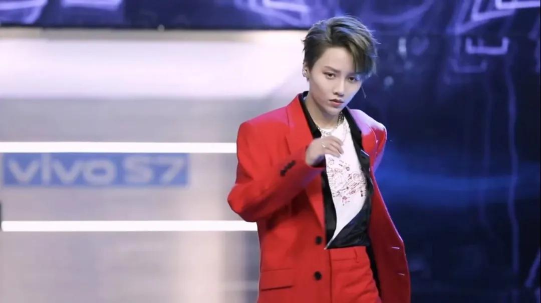 青你2thenine成团前的首秀,青你2团名thenine出道具体时间