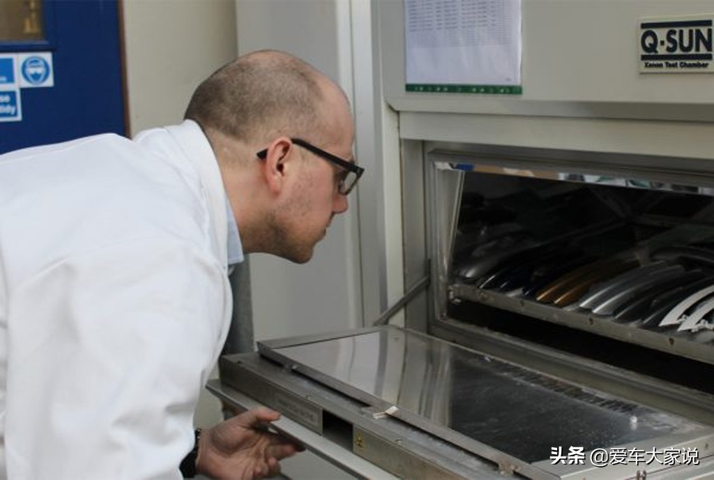 汽车经常暴晒对车有什么影响,汽车不怕太阳晒吗