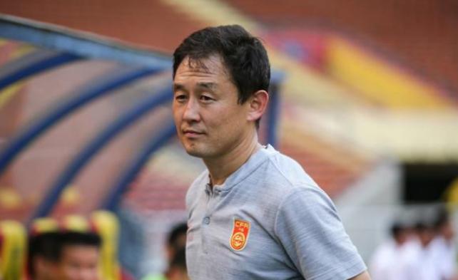 中国足球球星绰号,当今足坛球员绰号大全