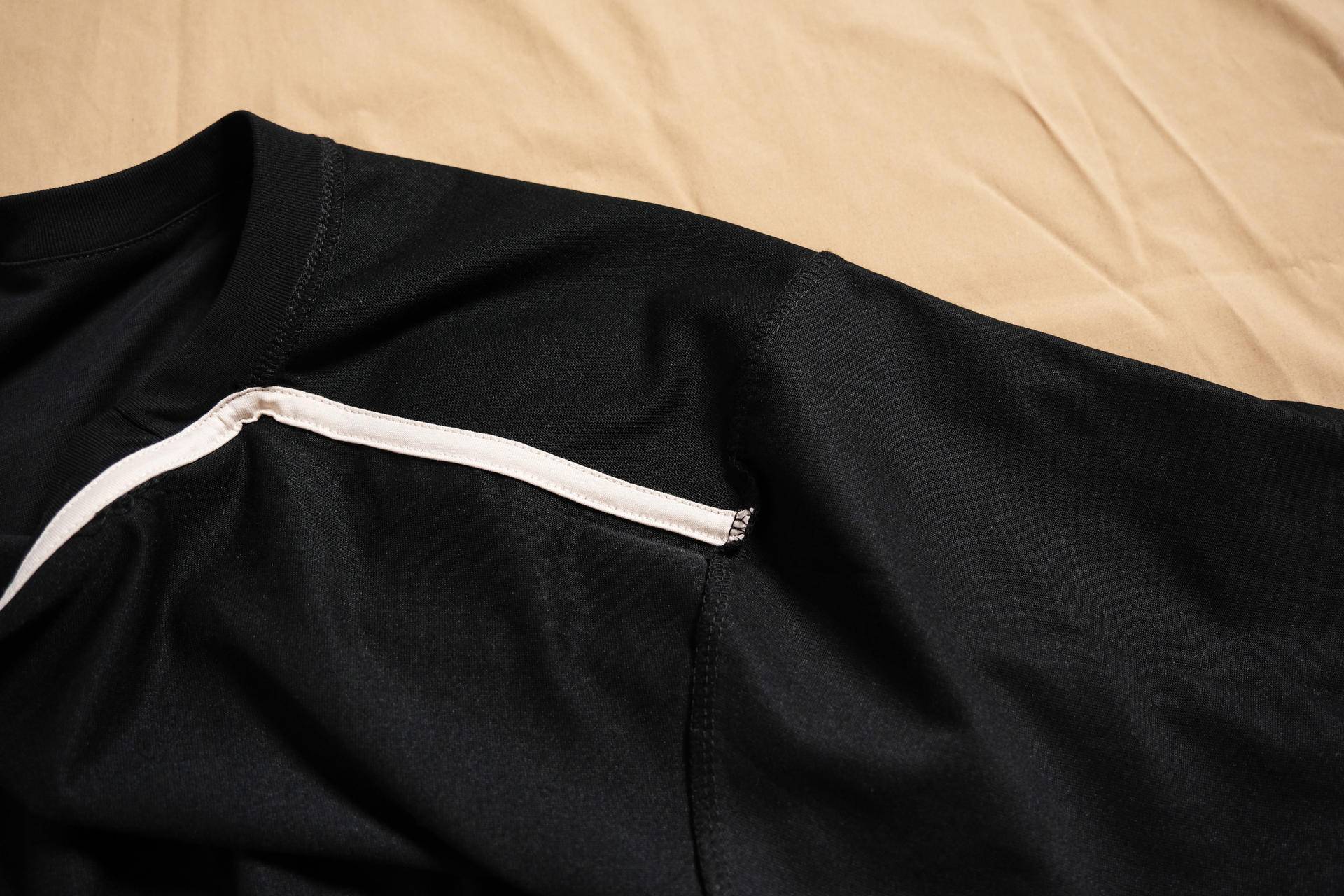 夏季t恤怎么选才有质感,夏季舒服t恤怎么搭配