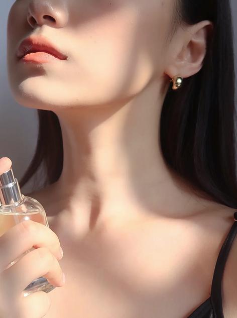 古驰和香奈儿香水哪个档次最高,古驰香水与香奈儿香水谁的档次高