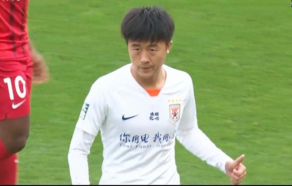 慢镜头回顾五次失误周琦,慢镜头回放武磊假摔