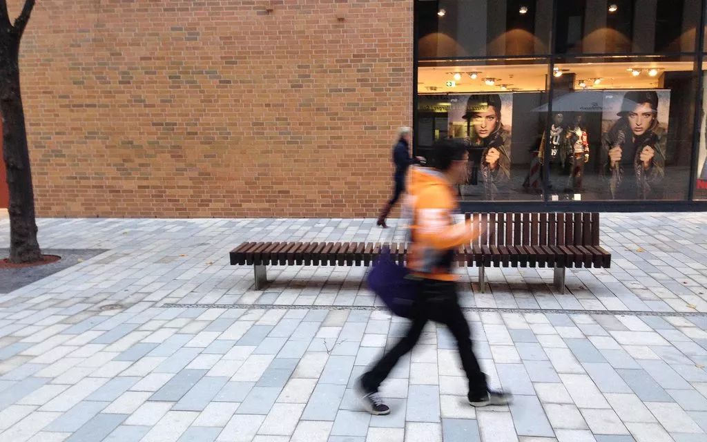 商业街区的景观设计要点和原则,复古怀旧商业街景观设计