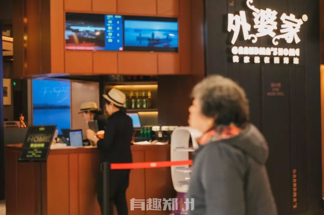 郑州建业凯旋广场开业的第一个周末，亲测：到底好不好逛