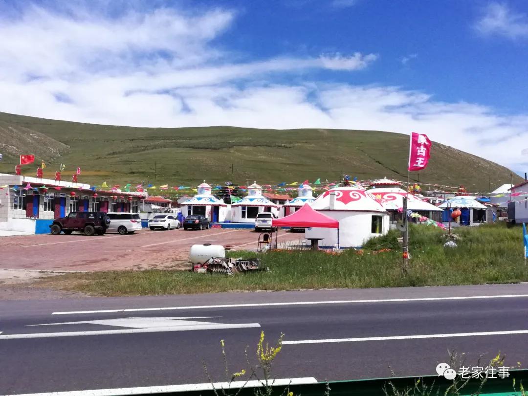 骑摩托车去旅行,拉着摩托车去旅行