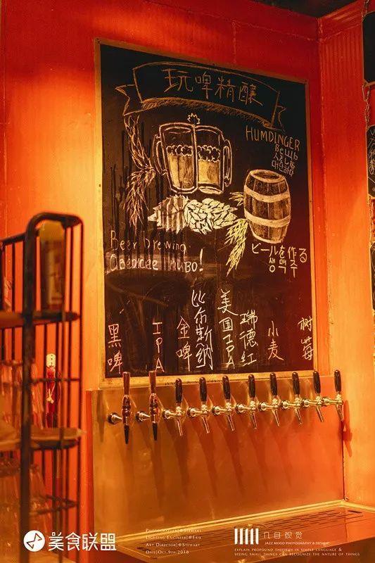 昆明这家开在76年前电影院的餐吧，手工披萨被写进国外旅游攻略