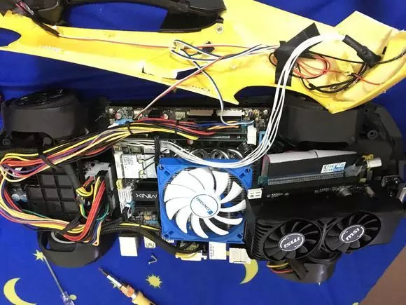 和这个贴吧比起来,虎扑男孩弱爆了