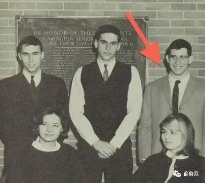 “华尔街之王”苏世民,从白手起家到身价千亿,爱买豪宅戴Swatch