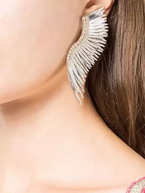 日抛脸好看吗,日抛脸是什么样的