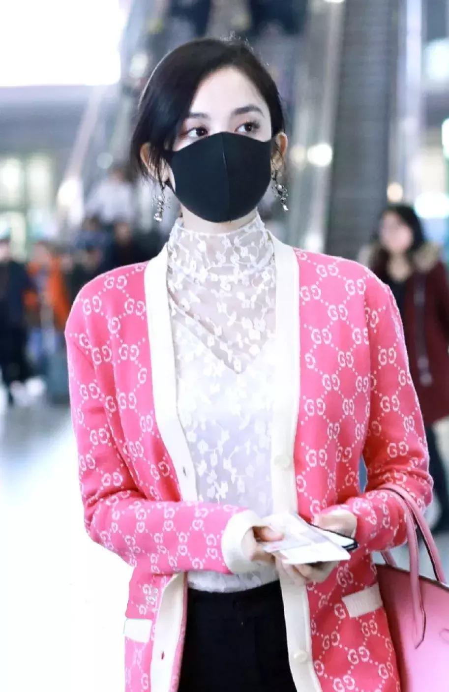 周冬雨的大胆穿搭,周冬雨正确穿搭