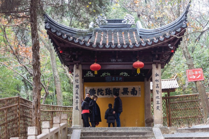 苏州灵岩山寺,苏州灵岩寺游记