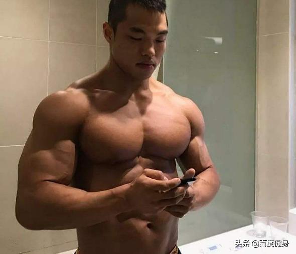 健身肌肉男现状,健身肌肉男训练怎么练大骨架