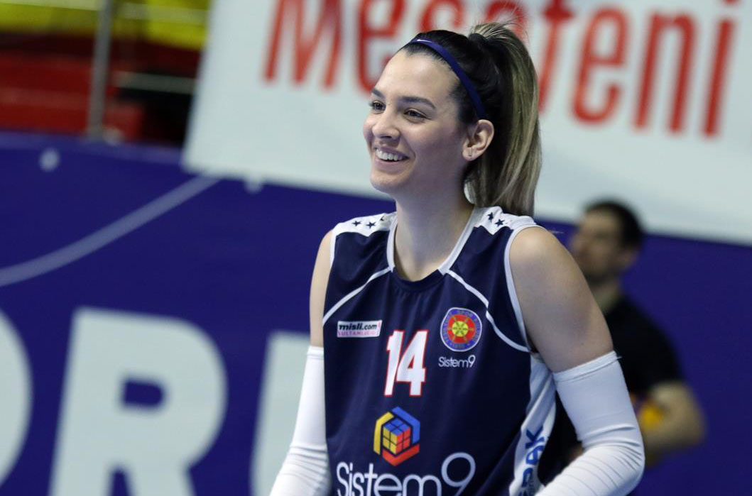 中国女排再迎顶级主攻,女排劲敌派出最强阵容