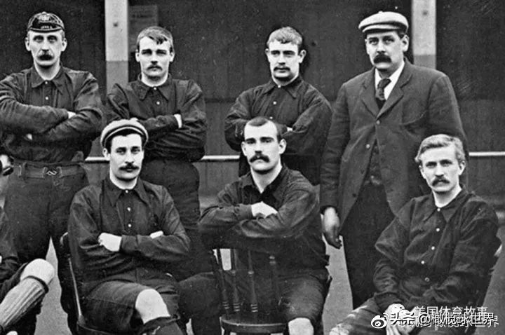 美式橄榄球起源于哪里,橄榄球由什么演变而来