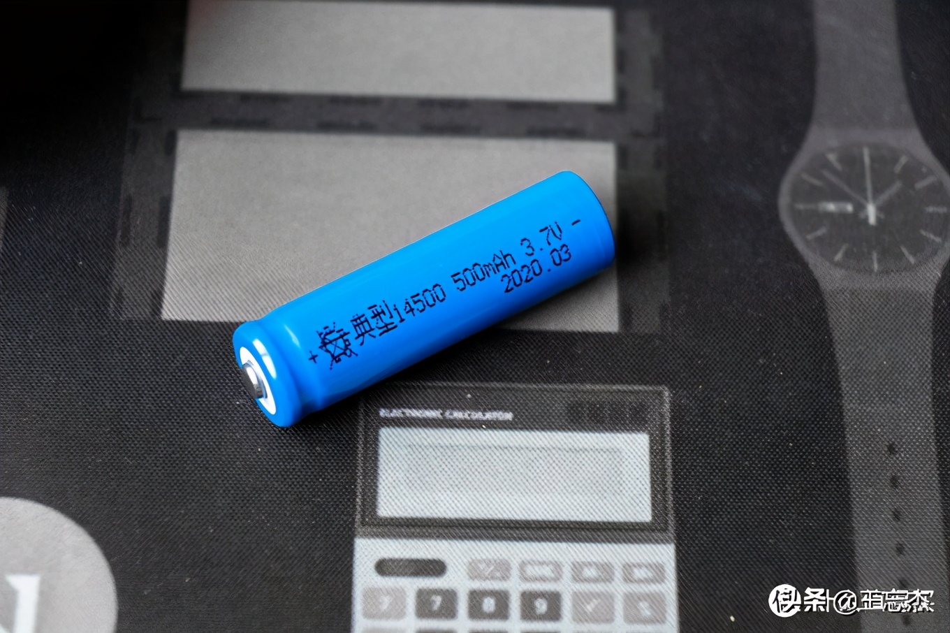 无线鼠标和蓝牙鼠标的区别哪个好,无线鼠标超薄的好还是正常的好