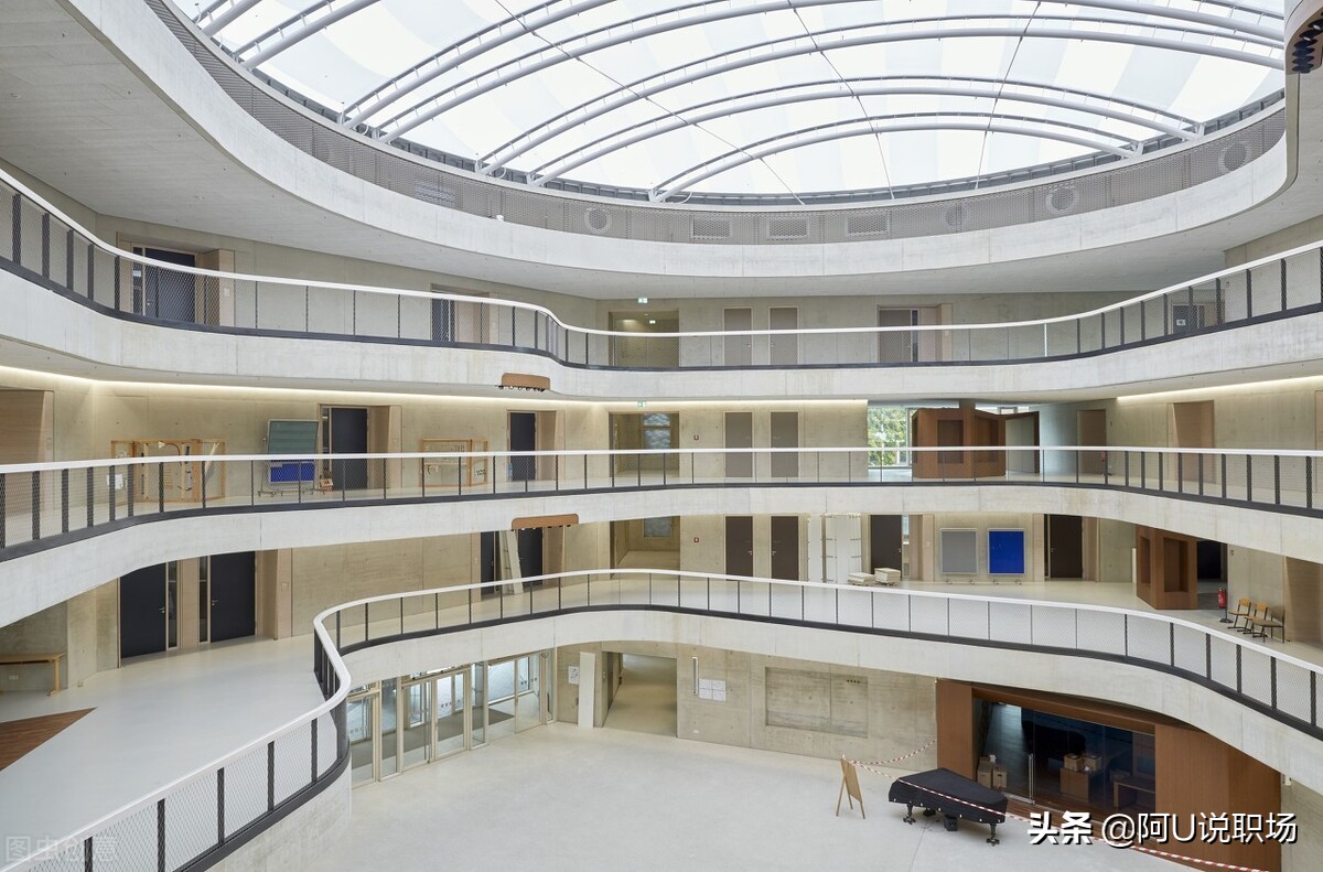 周鸿祎徐小平新书颠覆者发布会,360创始人周鸿祎近期简介