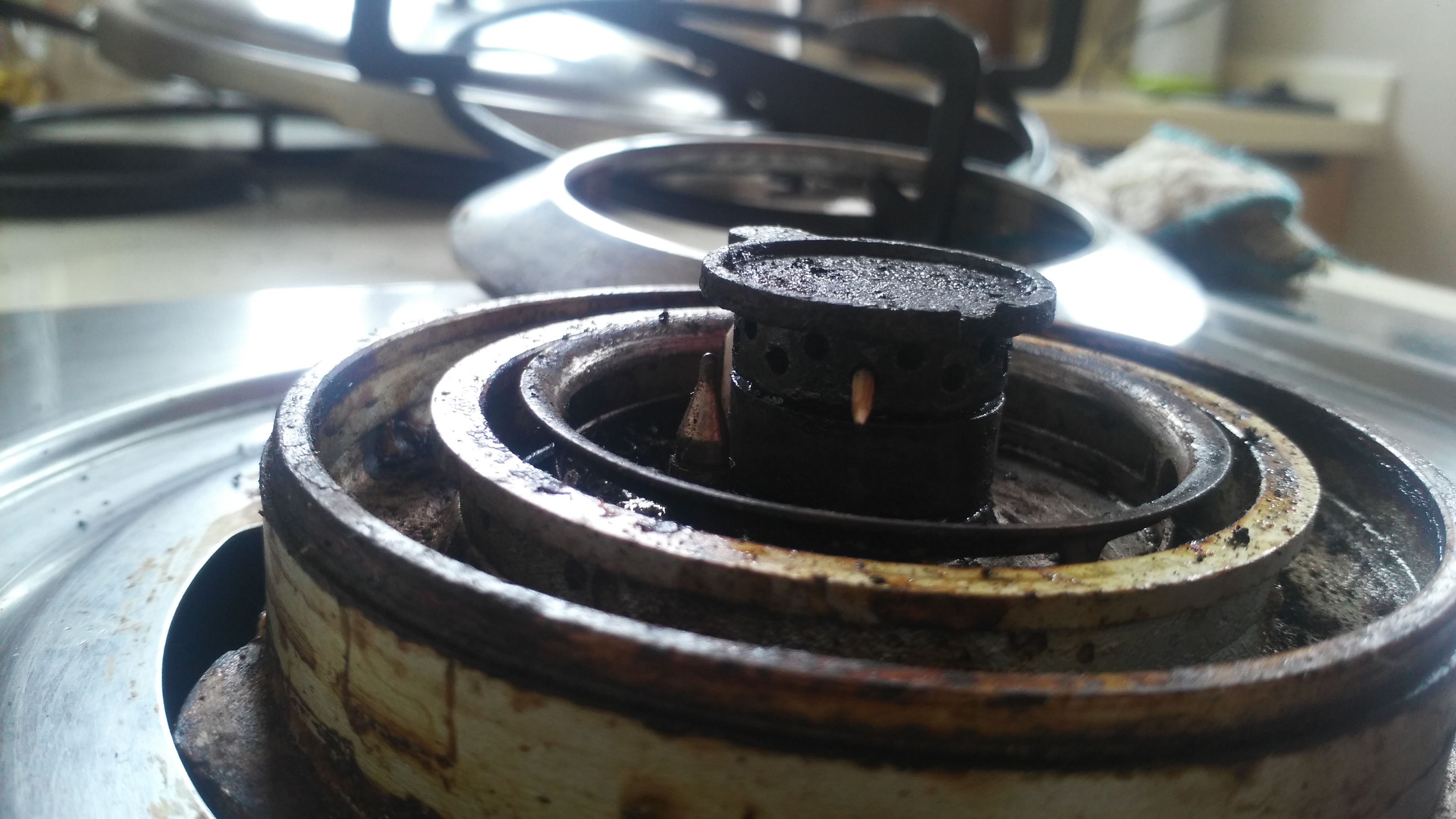 普通燃气灶红火锅底黑怎么办,不黑锅底的燃气灶猛火灶家用