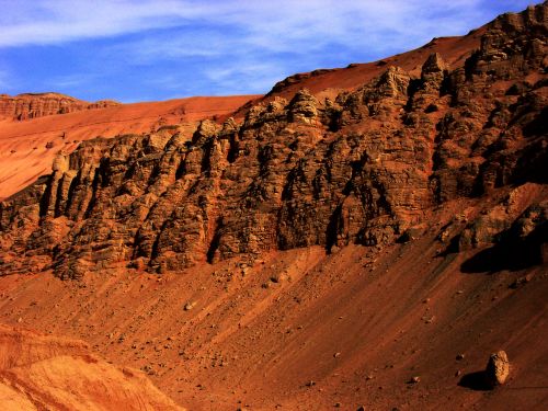 南北极诞生之初,南北极现在和以前的情况
