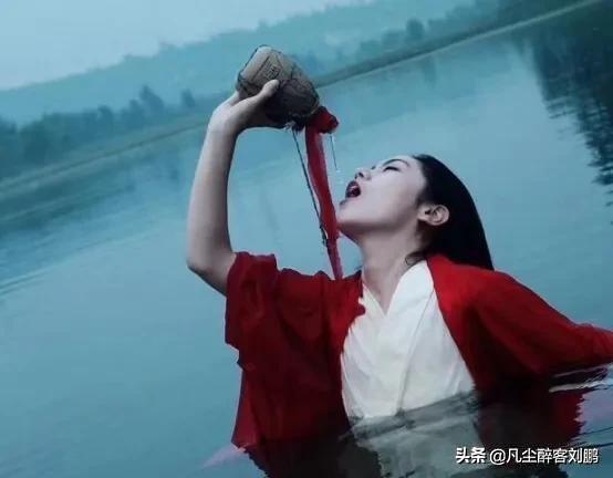 |湘酒记忆|一座城·一瓶酒|水墨风土话湘西