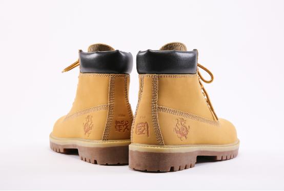 骆驼鞋新款上市,改良潮鞋