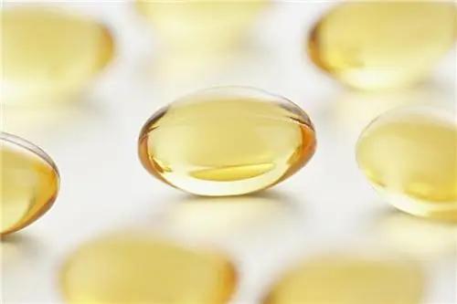 王一博、肖战都在用的防晒喷雾，真的好用吗？