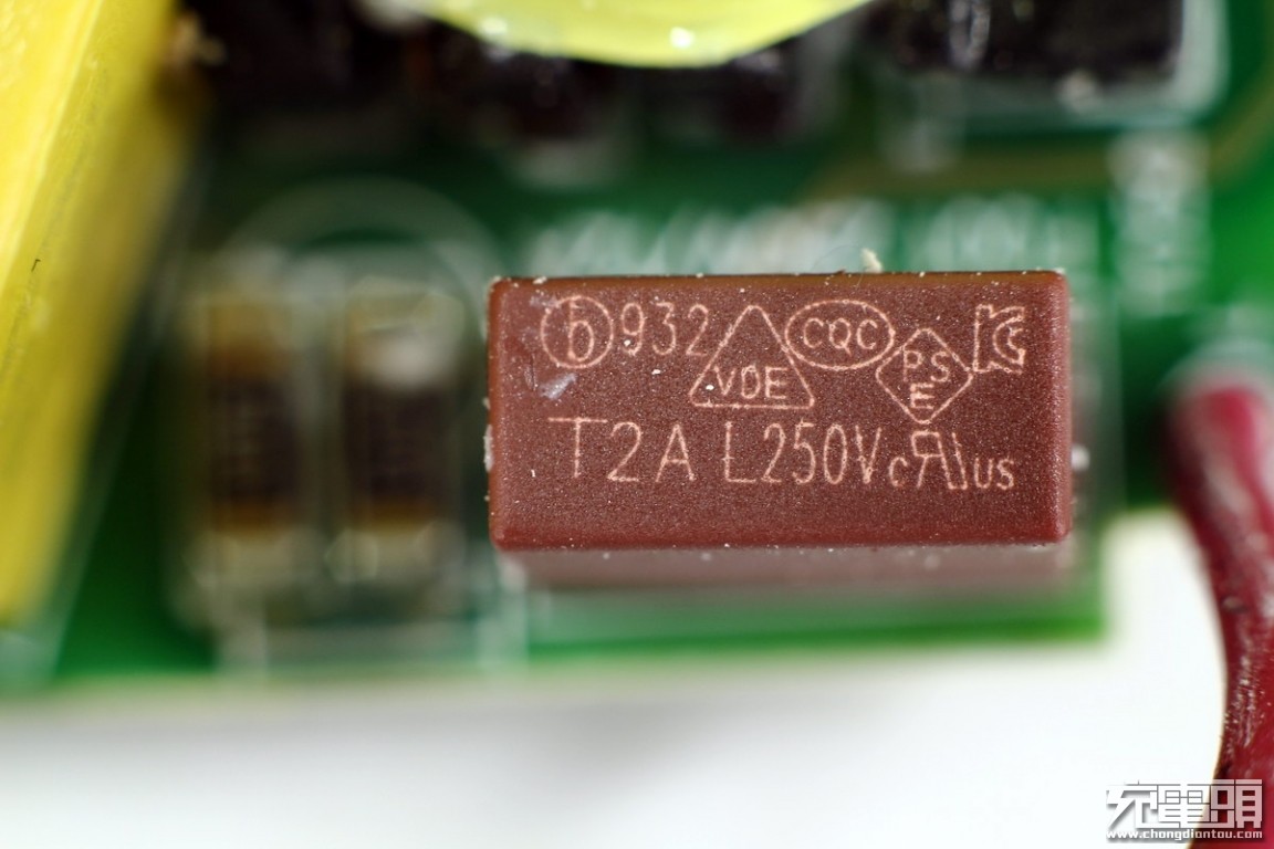 oppo手机电源适配器怎么拆开,拆解报告oppo240w无线快充手机