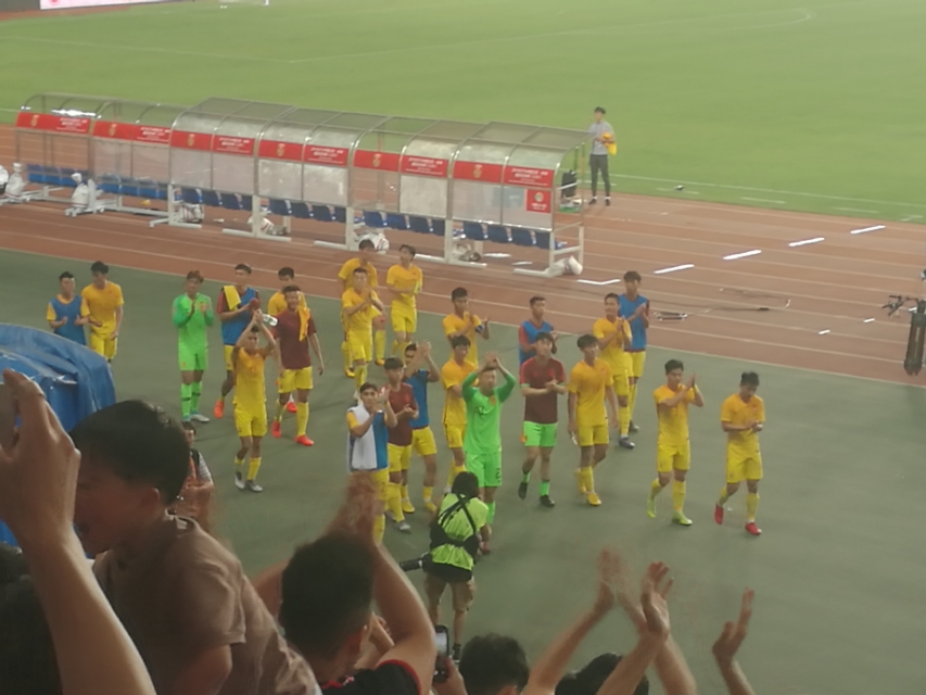 足球热潮视频,安徽蚌埠足球